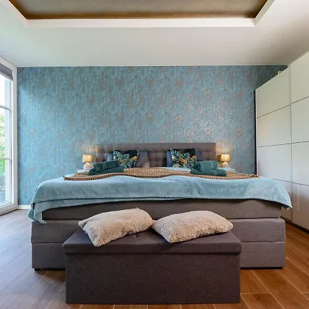 Elegante Ferienwohnung Mit Stil * Neukieritzsch